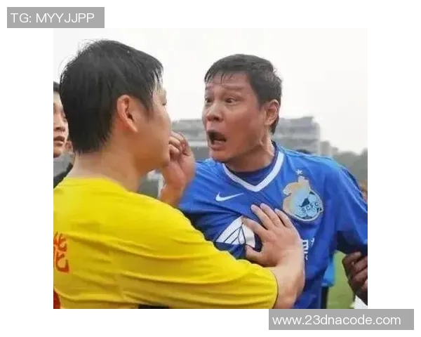 足球明星遭遇威胁视频曝光引发舆论热议安全问题亟待关注